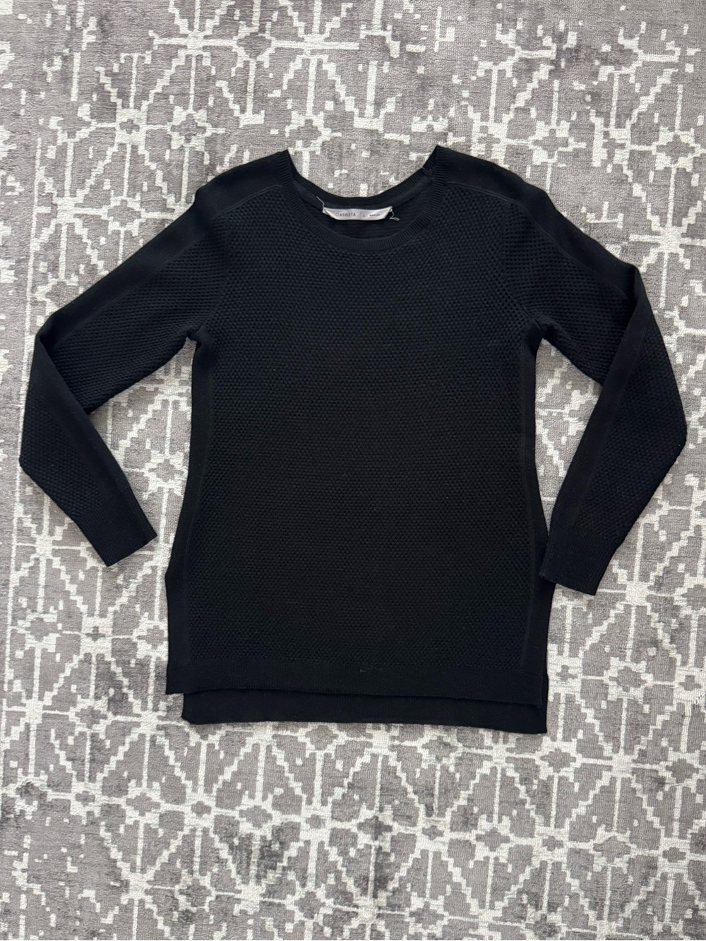 EUC Athleta S Black Waffle Knit merino extra fine wool sweater oversized crew